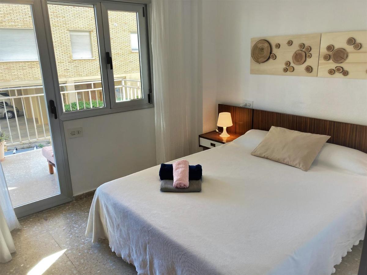 Large Apartment With Sea Views Sueca Bagian luar foto