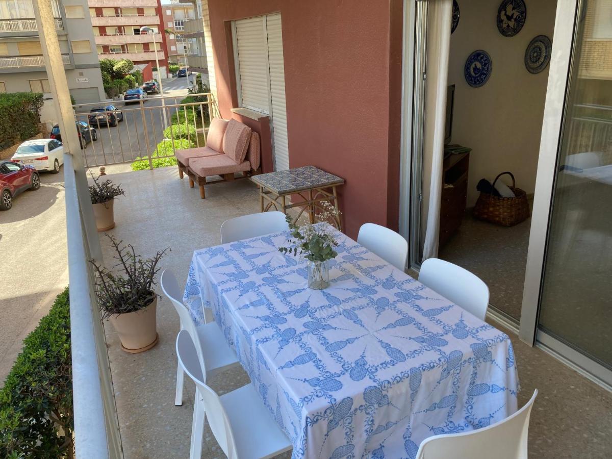 Large Apartment With Sea Views Sueca Bagian luar foto