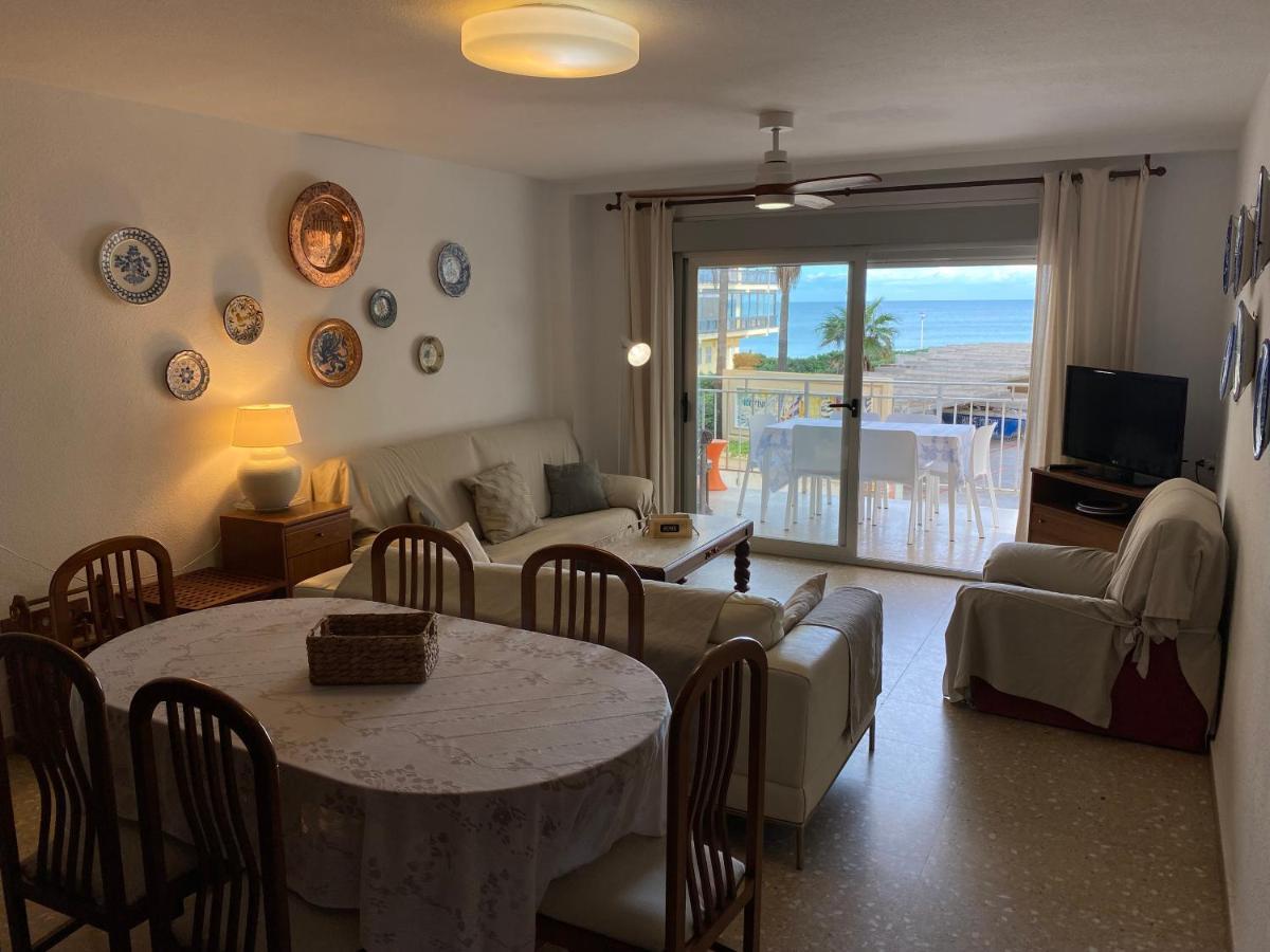 Large Apartment With Sea Views Sueca Bagian luar foto