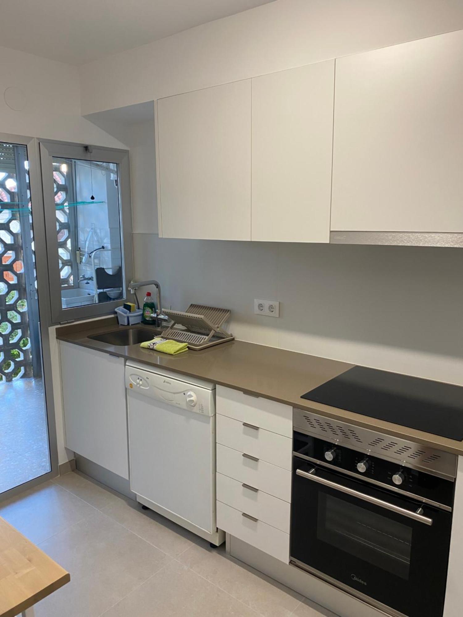 Large Apartment With Sea Views Sueca Bagian luar foto